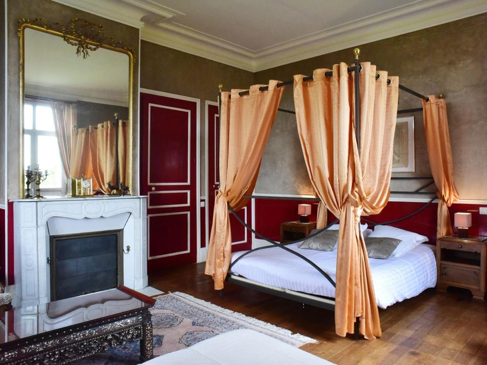ชาโต เดอ แซ็งต็องตวน Bed & Breakfast Bonnac-la-Cote ห้อง รูปภาพ