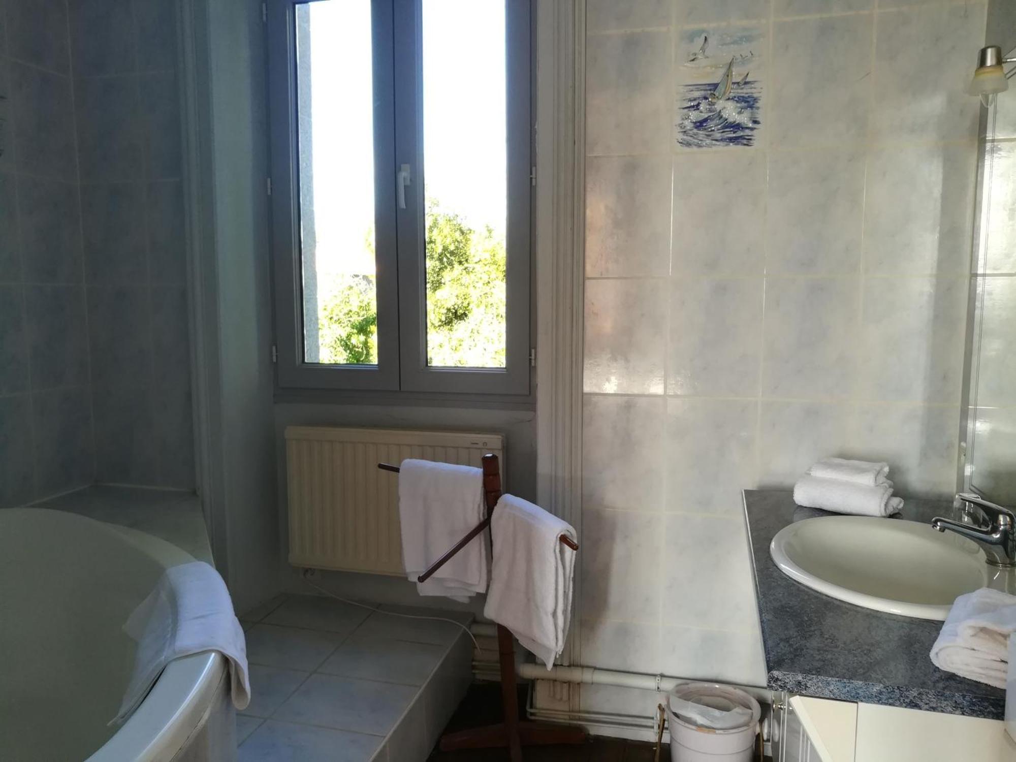 ชาโต เดอ แซ็งต็องตวน Bed & Breakfast Bonnac-la-Cote ห้อง รูปภาพ
