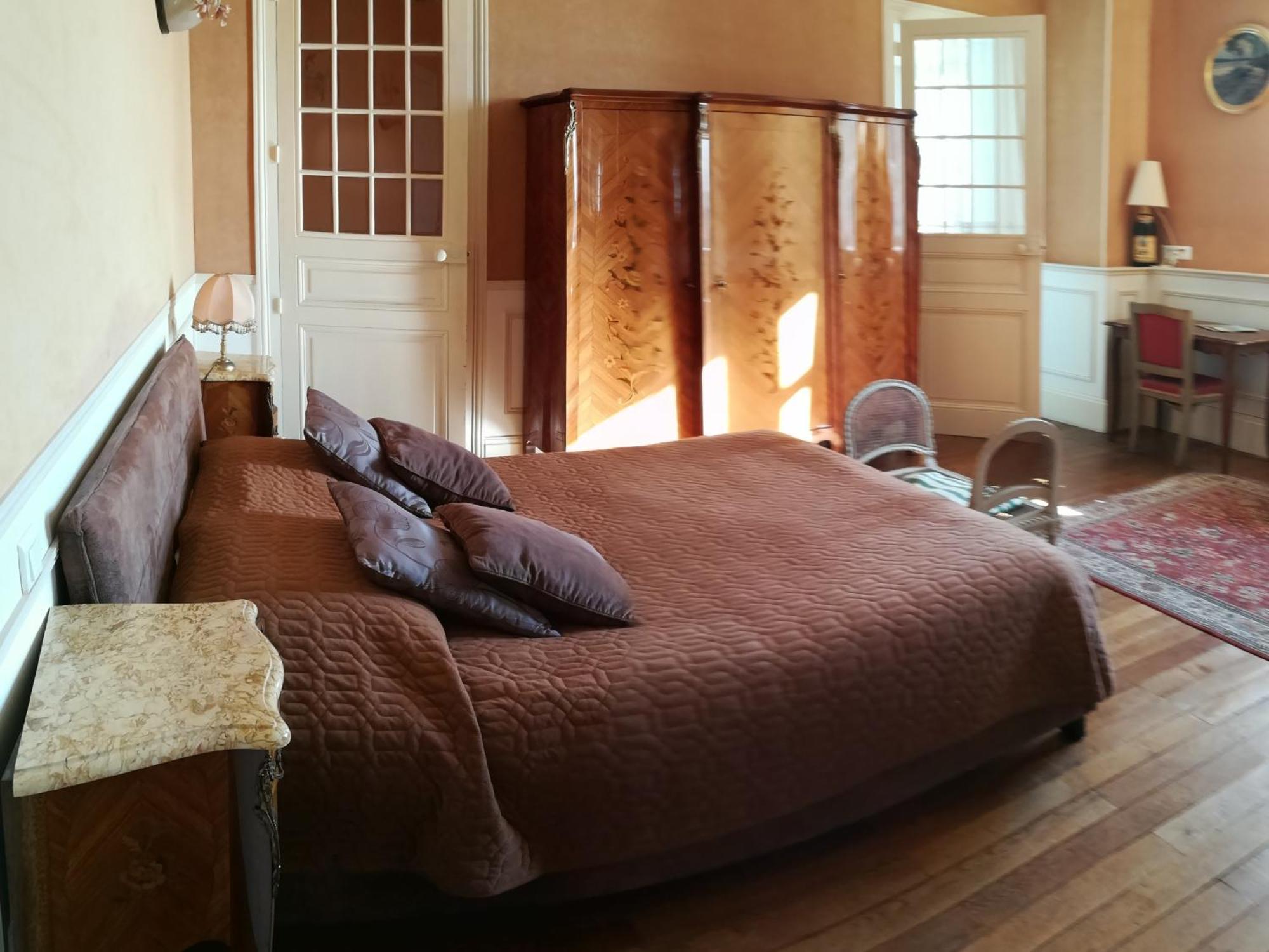 ชาโต เดอ แซ็งต็องตวน Bed & Breakfast Bonnac-la-Cote ห้อง รูปภาพ